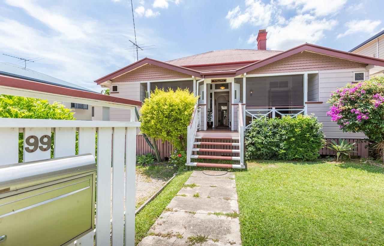 99 Kirkland Bed & Breakfast Brisbane Exterior photo