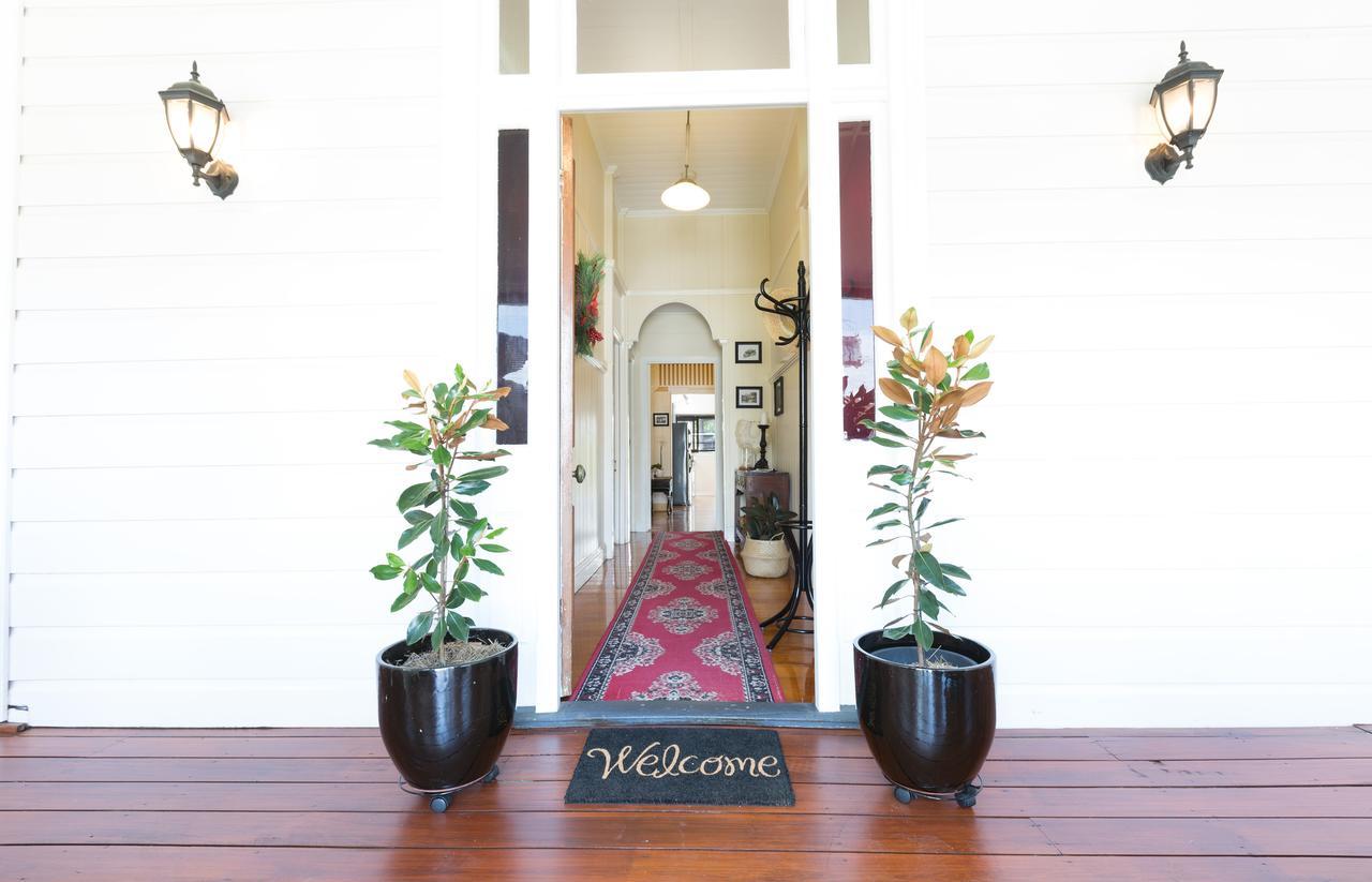 99 Kirkland Bed & Breakfast Brisbane Exterior photo
